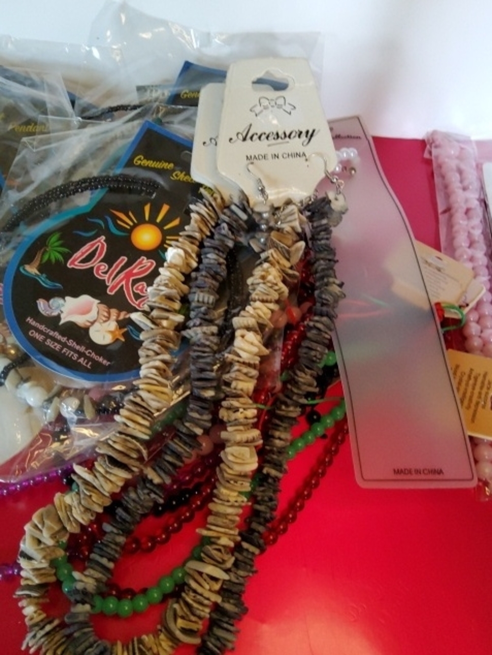 New old stock beach necklaces. - Picture 7 of 9